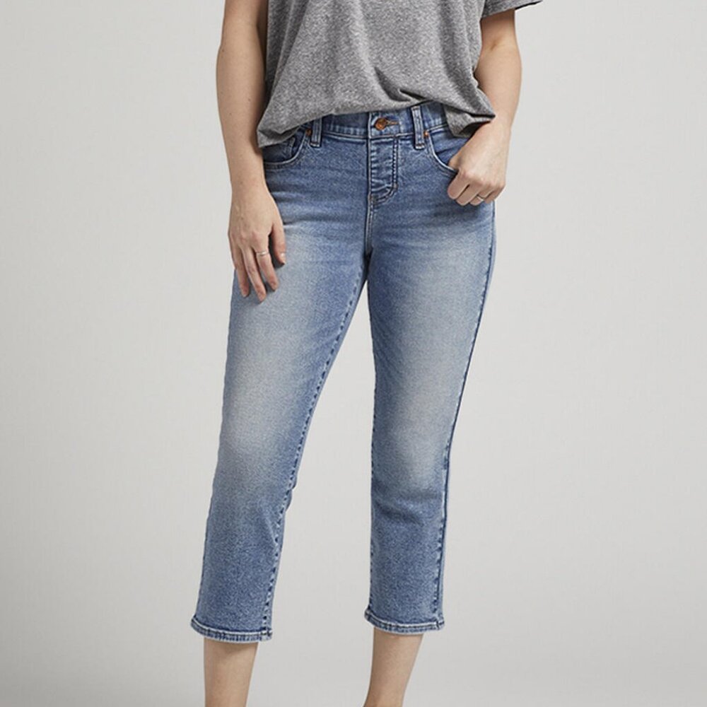 NWT Jag Maya Mid Rise Capri In Del Mar